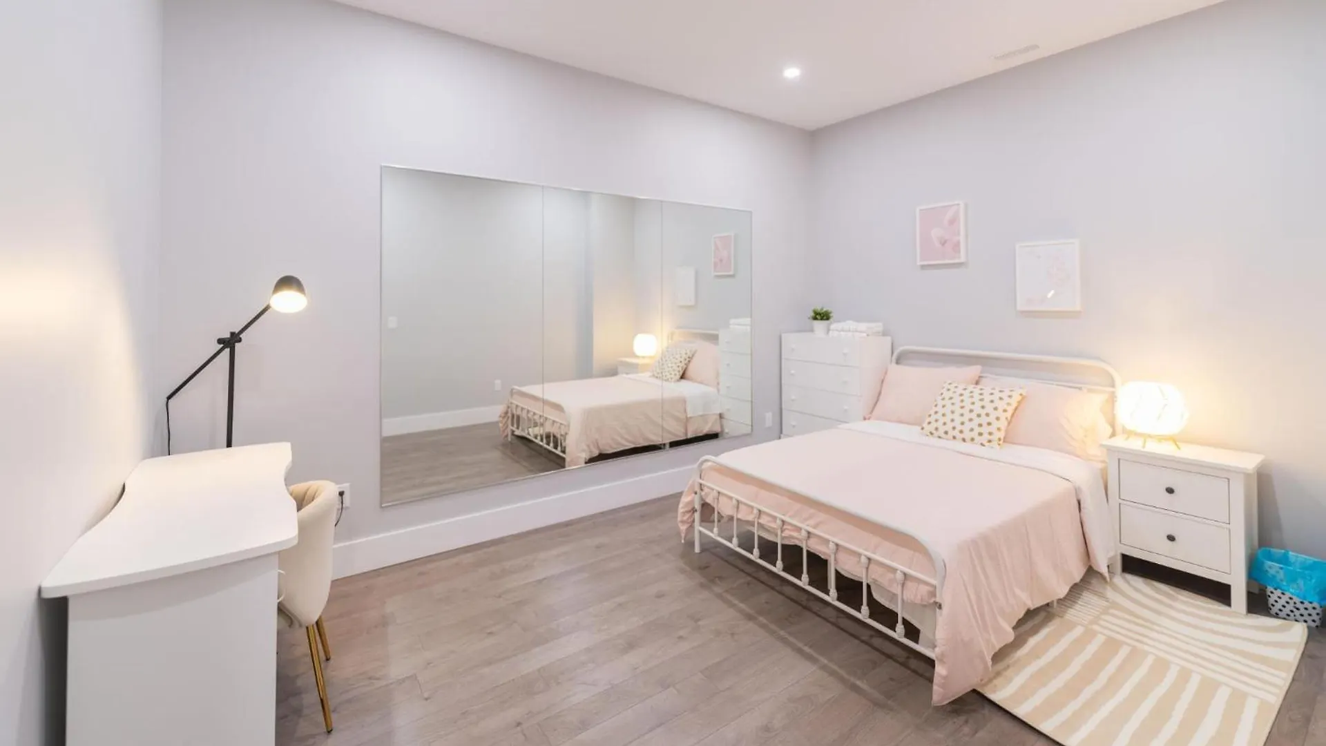 Homestay 2 Bedroom Newly Basement Suite Halifax