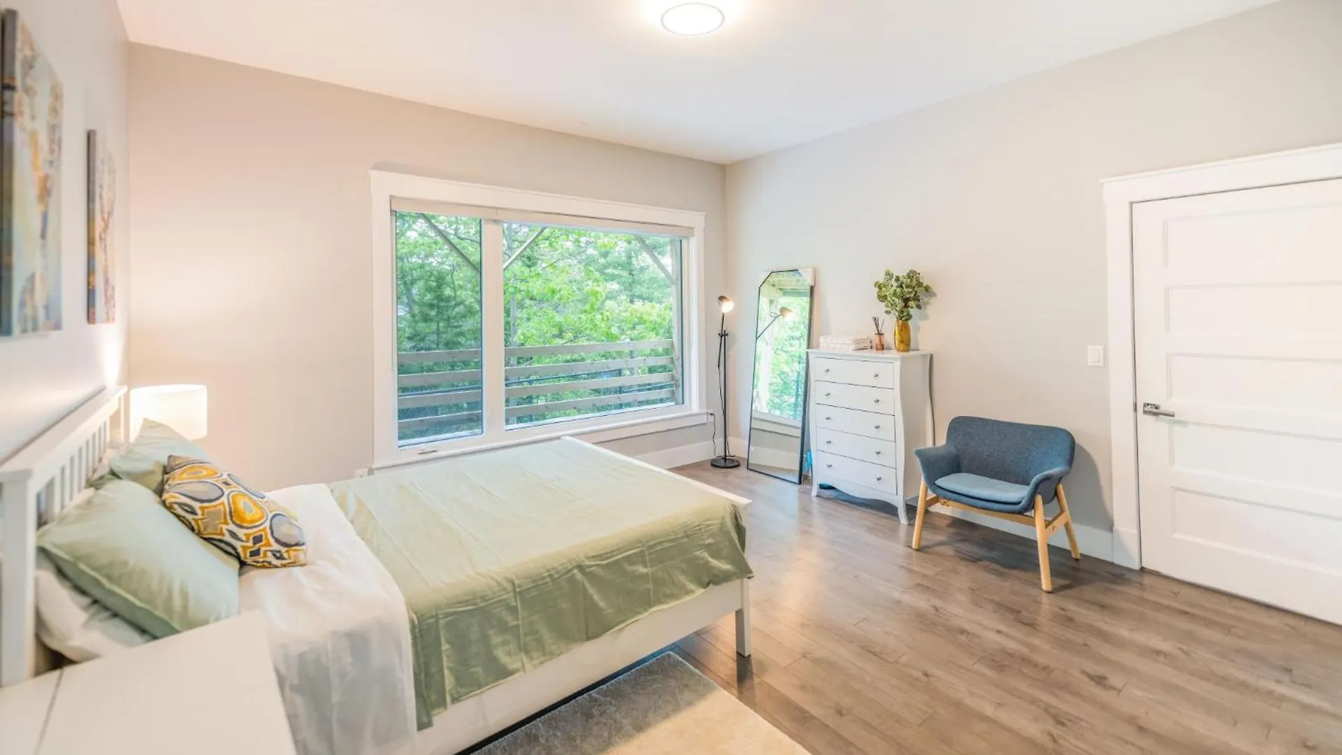 2 Bedroom Newly Basement Suite Halifax